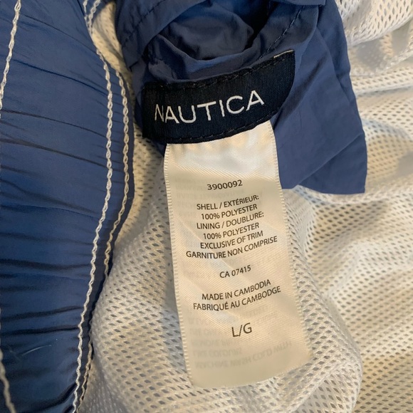 Nautica Men's Blue Geometric Print Swim Trunks - Size Large - Picture 4 of 5